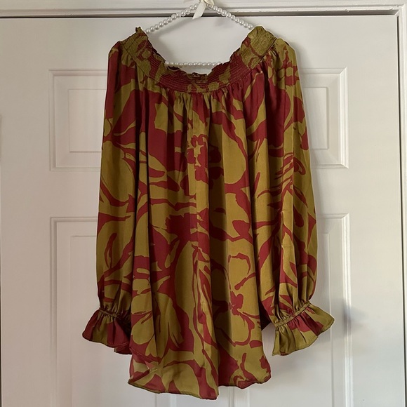 Easel Olive/Plum Print Off The Shoulder Top - Picture 5 of 7